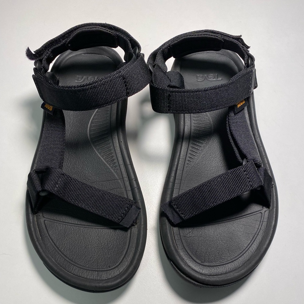 NEW Women’s Teva Hurricane sz 8